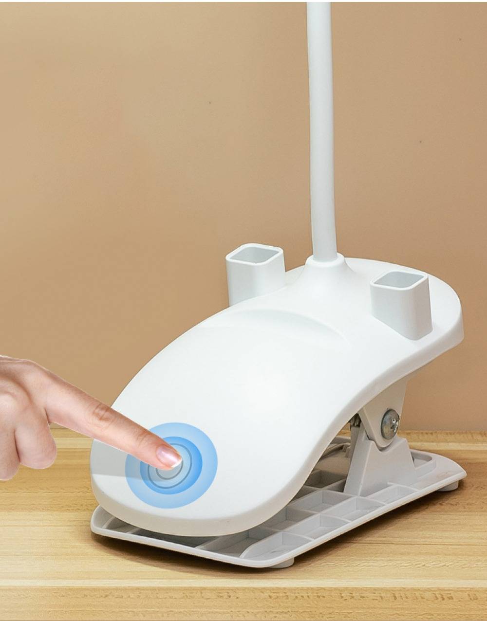 Clip Rechargeable Eye-Protect Wireless Desk Lamp