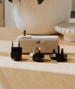 Universal Slim Travel Power Bank USB-C 22.5W 10000mAh